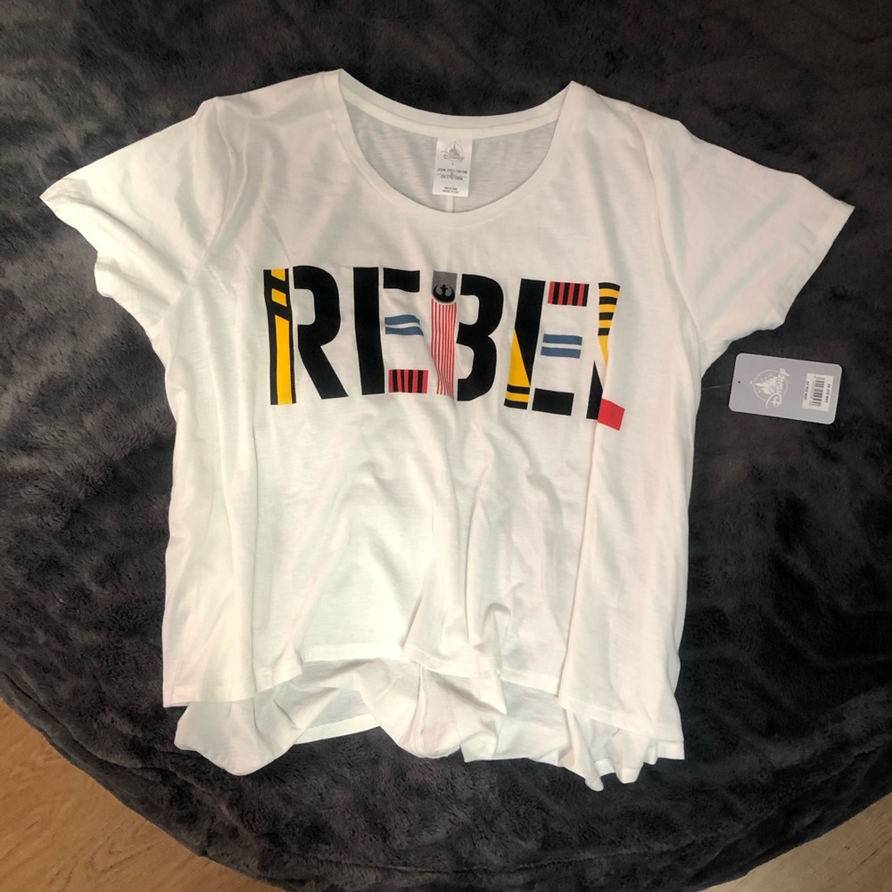 Flowy Star Wars Rebel Cropped Tee